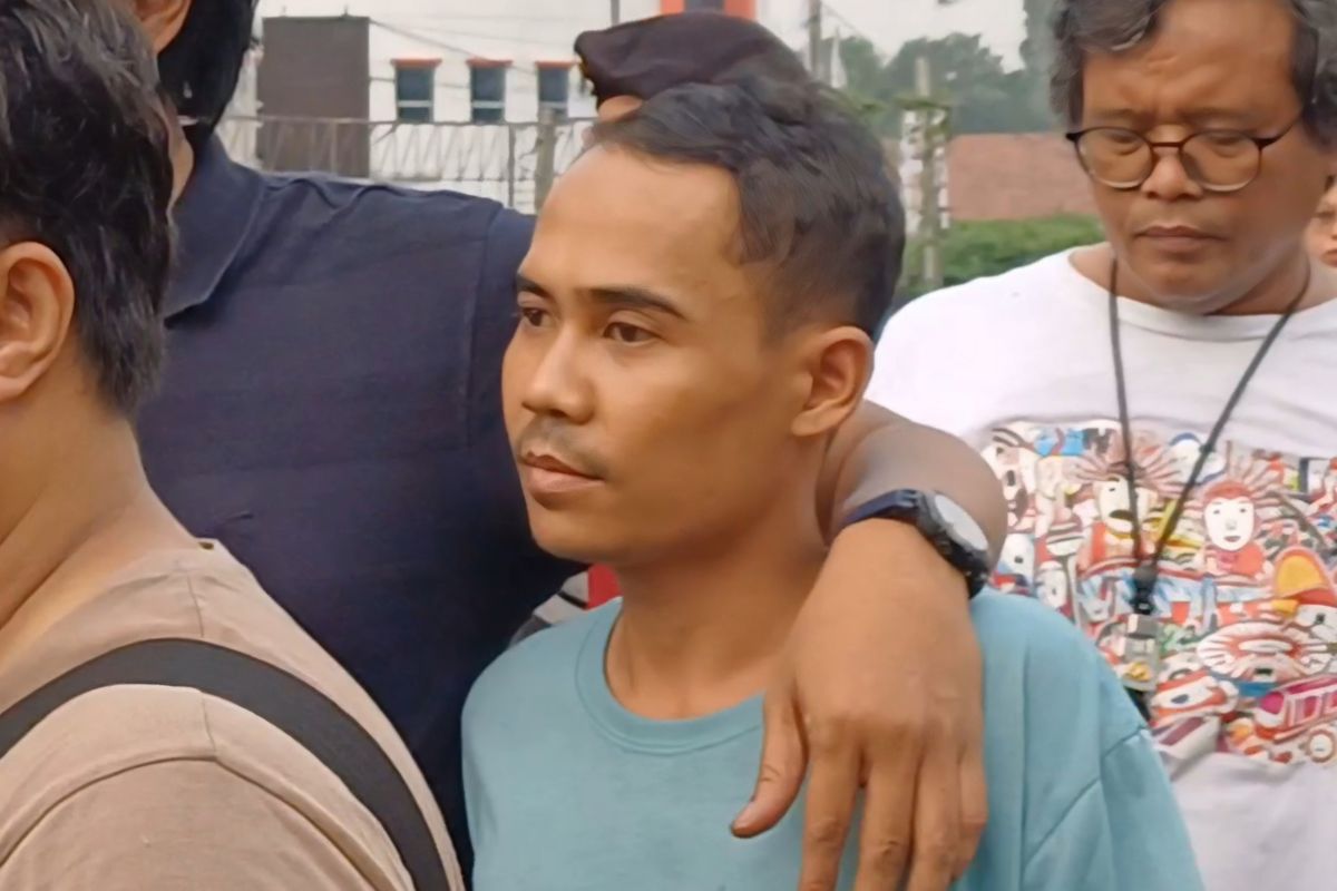 Pria berinisial U ditangkap polisi tak lama setelah bentrokan antara dua ormas di Jalan TB Simatupang, Pasar Minggu, Jakarta Selatan, Selasa (18/6/2024).