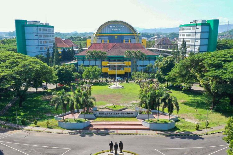 Foto Unej Terapkan Aturan Mahasiswa Tidak Wajib Skripsi Pada