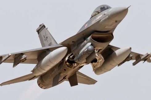 Pesawat Tempur F16 Milik AS Terjatuh Saat Latihan di Jerman