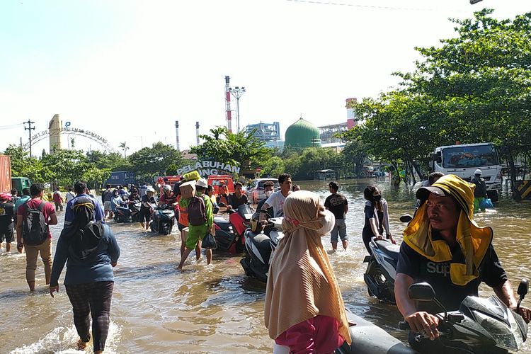 Air rob di Pelabuhan Tanjung Emas Semarang. Rabu (25/5/2022)