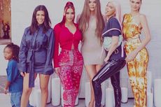 Saat Keluarga Kardashian-Jenner Bergaya Bak The Spice Girls