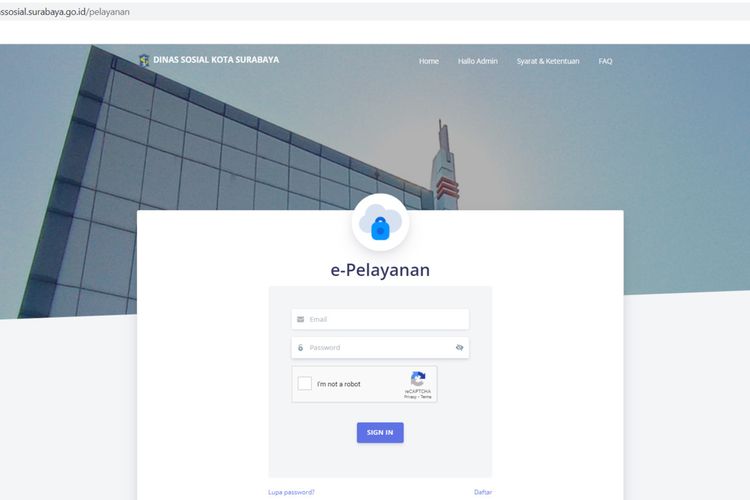 Warga Surabaya kini dapat mengurus SKM secara online lewat aplikasi berbasis web yang dapat di akses melalui https://dinassosial.surabaya.go.id/pelayanan.