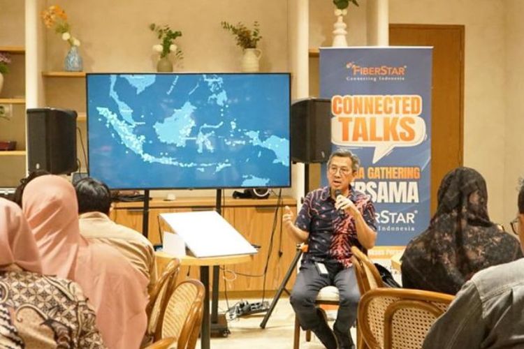 Hingga 2025, FiberStar telah mengintegrasikan layanan fiber optic dan Starlink di sekitar 5.000 titik di seluruh Indonesia. Titik-titik tersebut mencakup wilayah 3T, seperti Wamena, Miangas, Anambas, Sumba, Flores, Malinau, hingga sejumlah desa di Sumatera Utara dan Aceh.