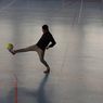 Hubungan Teknik Mengontrol Bola dengan Skill Juggling