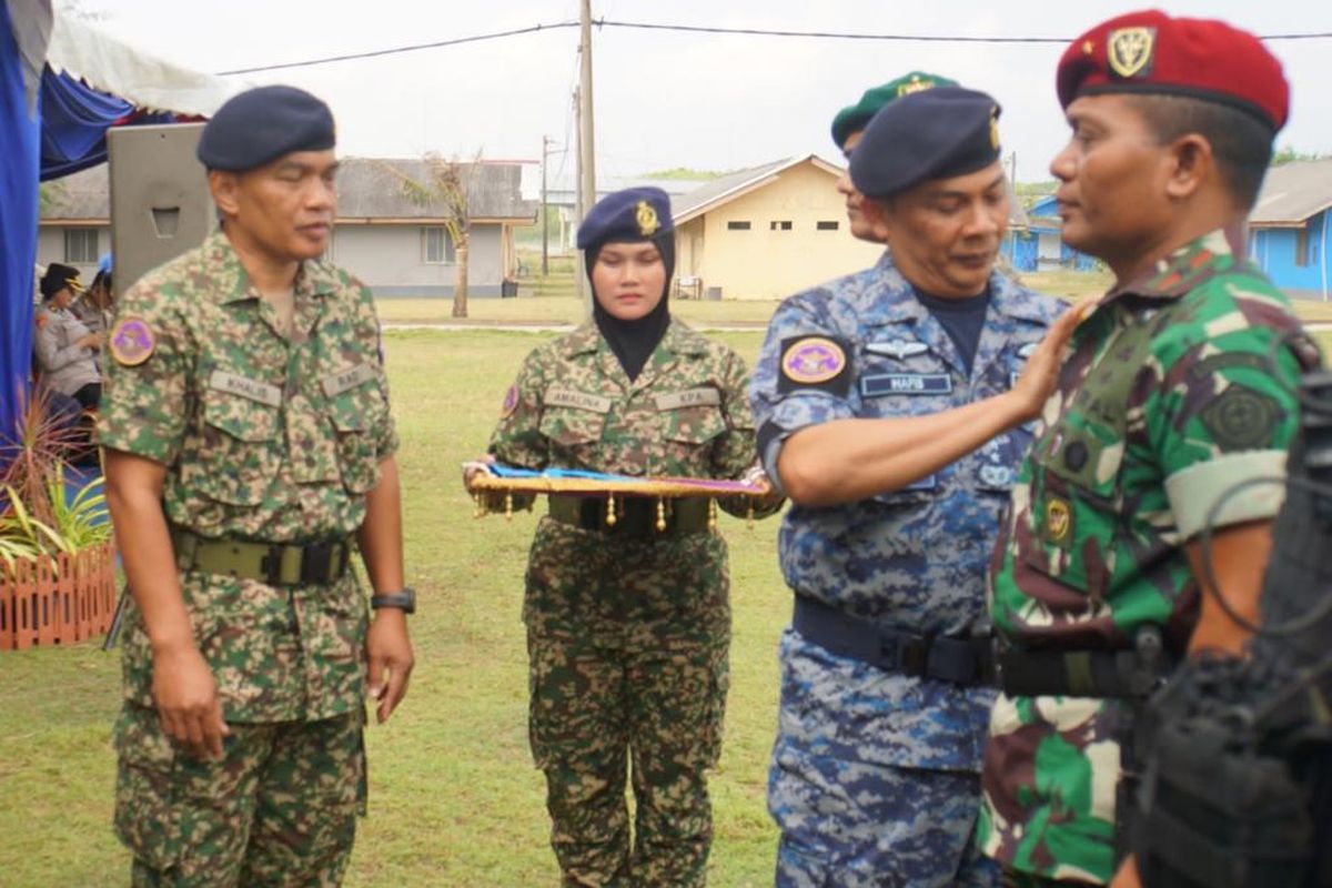 The Indonesian Military (TNI) and the Malaysian Armed Forces begin a joint exercise dubbed the Malindo Darsasa-11AB/2023 at the Semarak PKLN Camp in Pahang, Malaysia Monday, March 13, 2023. The training is attended by 461 Malaysian Armed Forces members and 149 TNI members. 