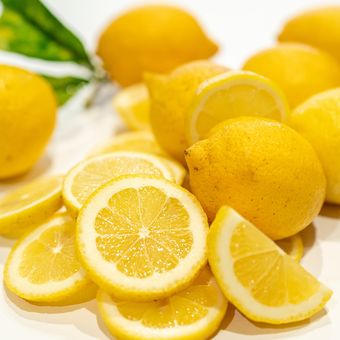 Ilustrasi lemon. 