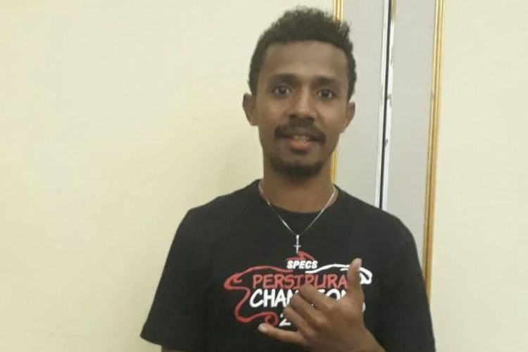 Pemain muda Persipura Jayapura, Friska Womsiwor.