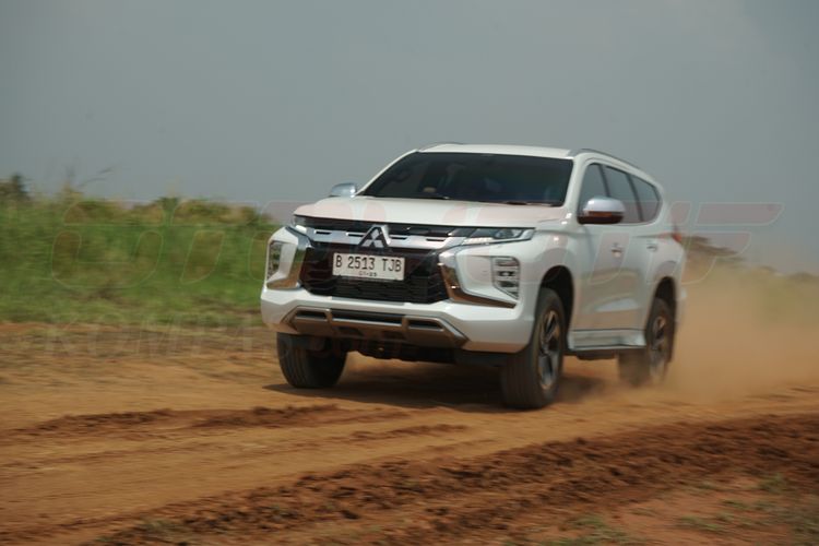 Test drive New Pajero Sport