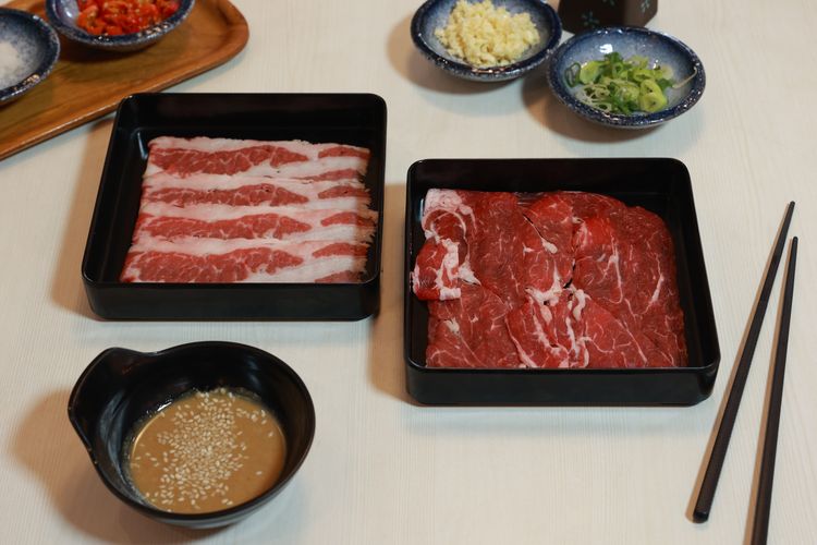 Paket AYCE Silver Washoku Sato termasuk daging US Shortplate dan Australian Ribeye.