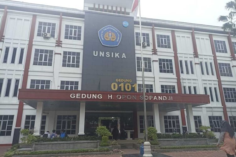 Universitas Singaperbangsa Karawang (Unsika)