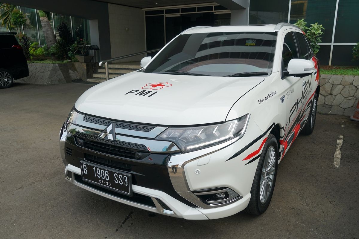 Outlander PHEV jadi mobil PMI