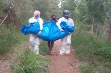 A Body of Covid-19 Patient Wrapped in Tarp in Eastern Indonesia, Video Goes Viral