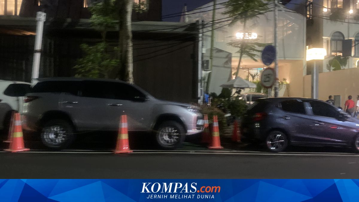 Parkir Liar di Senopati Jaksel Ditertibkan, 8 Motor dan 1 Mobil Diangkut