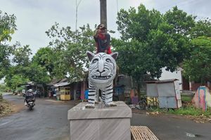 Heboh Patung Macan Putih di Kediri yang Mirip Zebra, Kades Beri Penjelasan