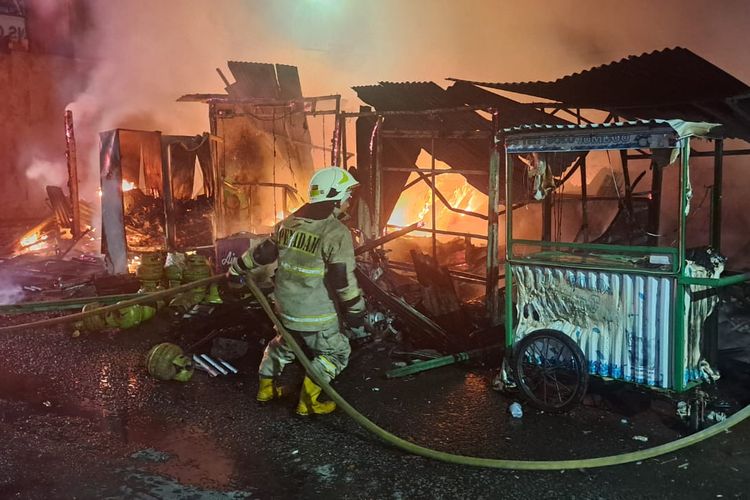 Kebakaran Warung Madura di Kalideres, Merembet ke Bengkel hingga Kontrakan
