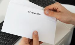 Mengapa Banyak Karyawan Resign Setelah Dapat THR Lebaran?