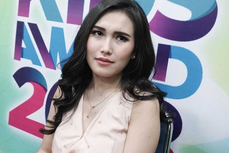 Bokep Ayu Ting - Pihak WO Buka-bukaan soal Pembatalan Pernikahan, Ayu Ting Ting Teteskan Air  Mata Halaman all - Kompas.com