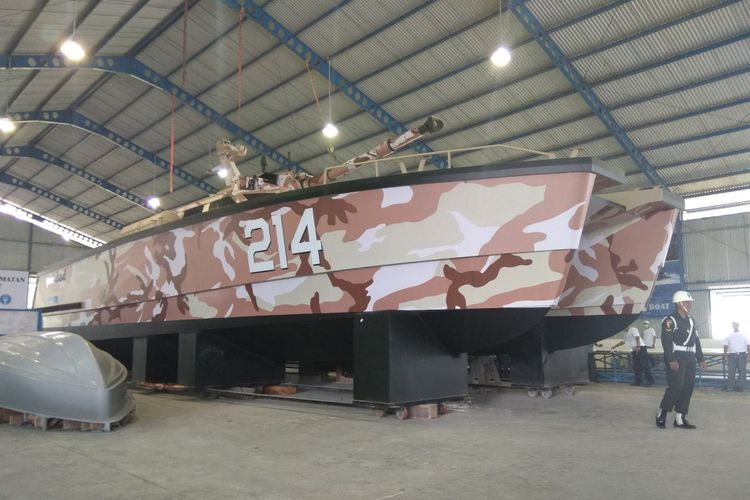 Tank boat Antasena yang dibuat di PT Lundin Banyuwangi