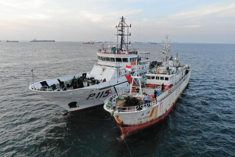 Proses pemulangan jenazah WNI ABK kapal China bernama Riki Ansiah Samosir.