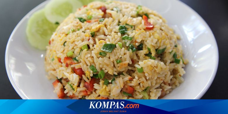 3 Tips Masak Nasi Goreng Tanpa Kecap, Gunakan Api Besar
