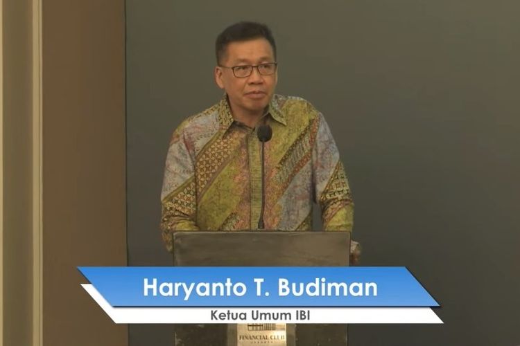 Ketua Umum Ikatan Bankir Indonesia (IBI), Haryanto T. Budiman saat acara CEO Banking Forum, Senin (9/1/2023).