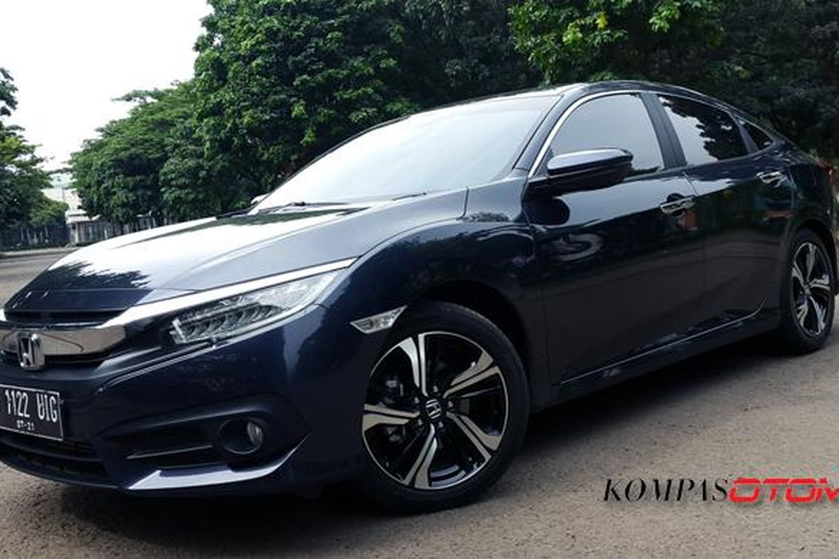 Honda Civic generasi ke-10 dijual di Indonesia sejak April 2016