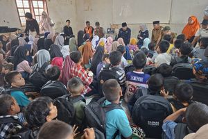Sekolah Kembali Dibuka Pascabanjir Aceh Tamiang, Semangat Anak Bangkitkan Orang Tua