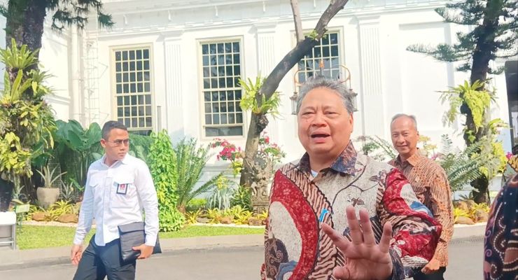 Airlangga Bertemu Khofifah Malam Ini, Bahas soal Emil Dardak pada Pilkada Jatim