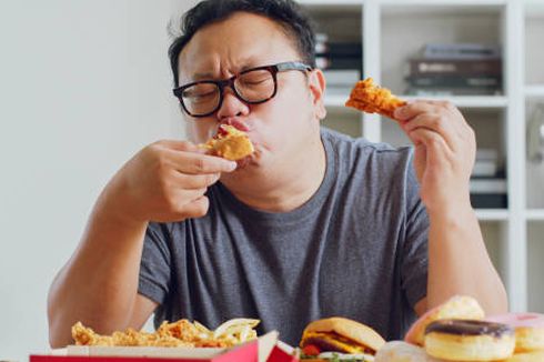 Apa yang Terjadi saat Makan Terlalu Banyak? Berikut 6 Efek Sampingnya