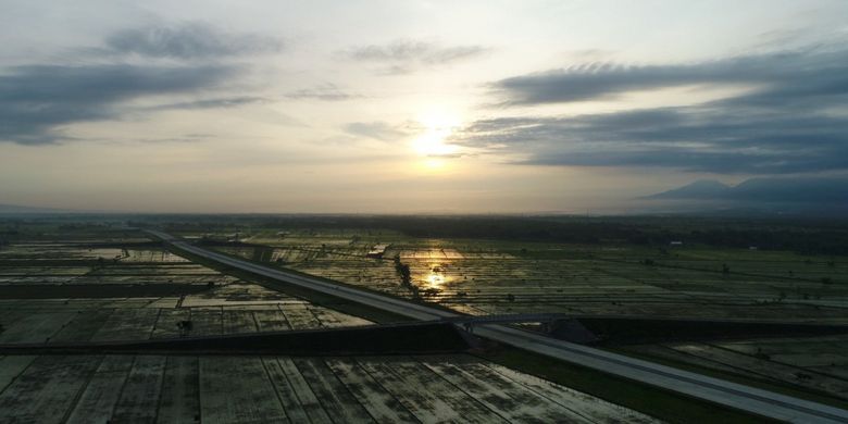 Tol Ngawi-Kertosono.