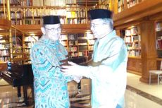 Candaan Kopiah Habibie dan Jusuf Kalla