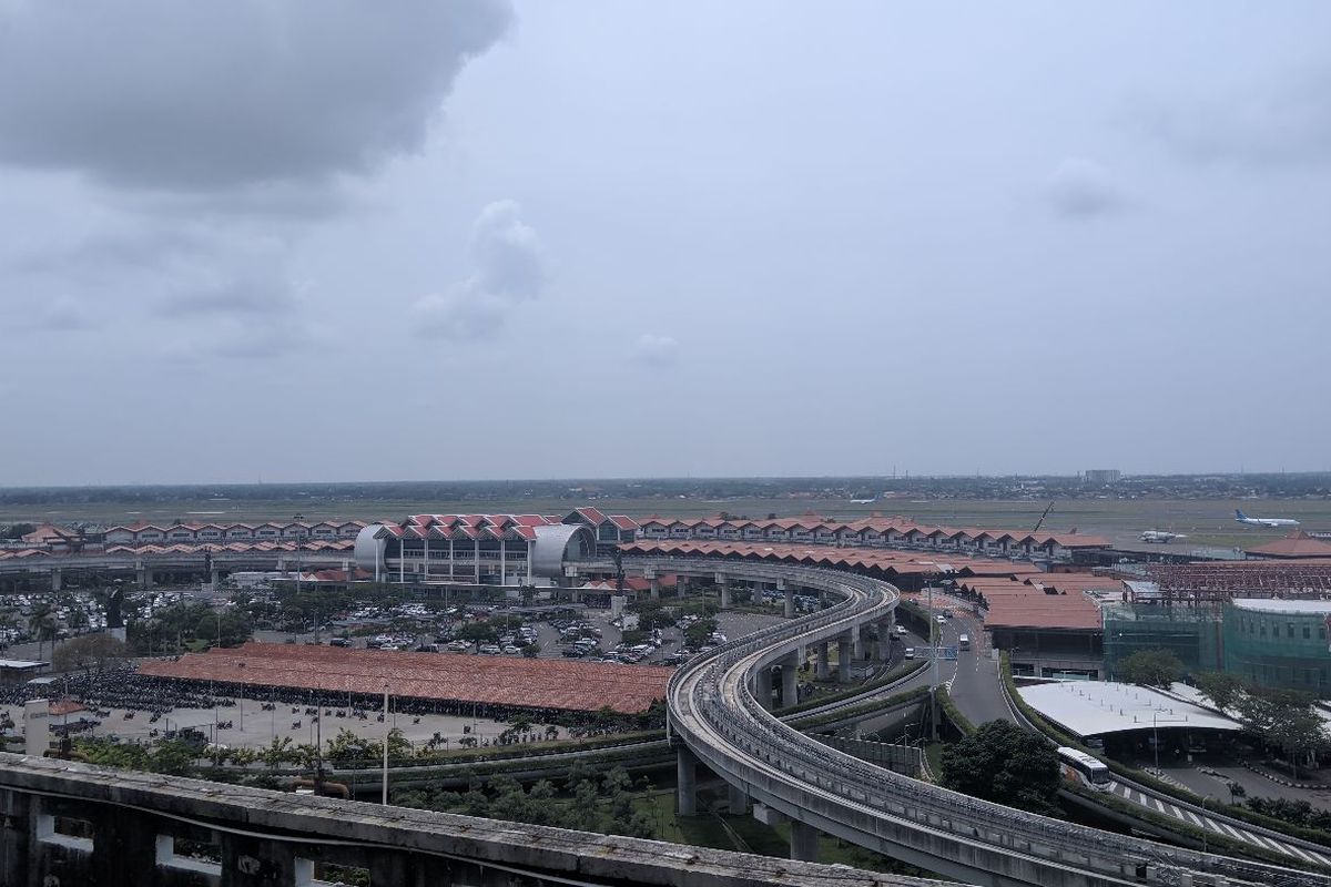 Jalur Skytrain penghubung antar Terminal Bandara Soekarno-Hatta, Rabu (11/3/2020)