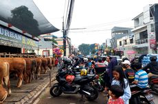 Harum Idul Adha Mulai Tercium, Banyak Warga Datangi Lapak Hewan Kurban di Depok