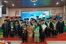 Prof. Abdul Sukur dan Prof. Totok Bintoro Jadi Guru Besar Tetap UNJ