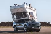 Toyota Hilux BEV Diuji Ekstrem, Dijatuhi Karavan 760 Kg