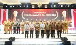 Hadiri Rakornas TPAKD, Mendagri Pastikan Bantuan Apresiasi Pemda pada 2027 Tetap Ada