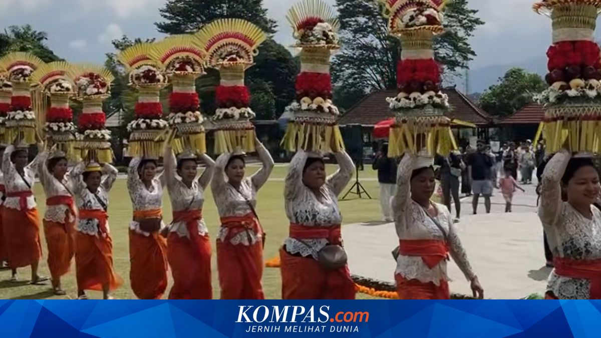 Ada Parade Gebogan dan Baleganjur di Ulun Danu Beratan Bali hingga Agustus 2026