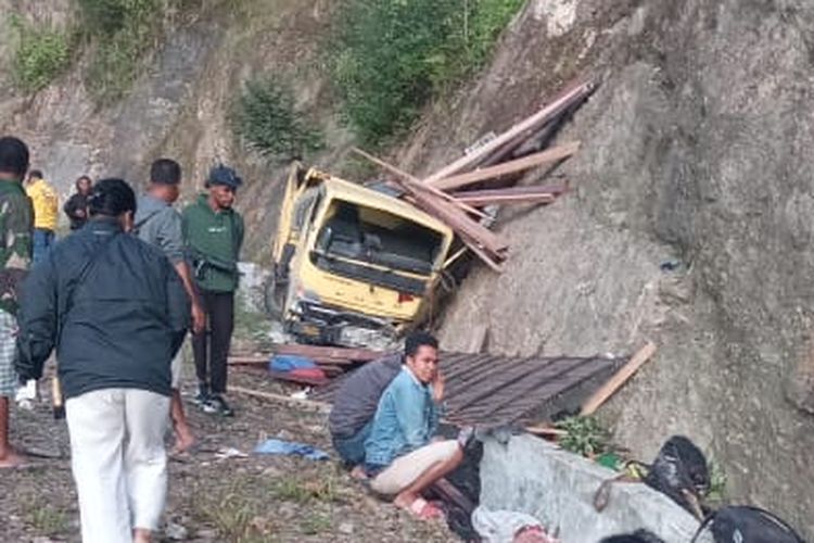 Para korban kecelakaan maut di Minyambouw Kabupaten Pegunungan Arfak
