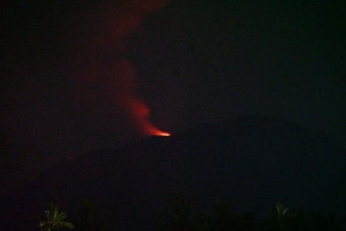 Gunung Ibu di Halmahera Barat Kembali Erupsi