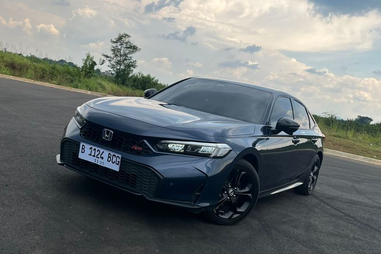 Test drive Honda Civic RS e:HEV