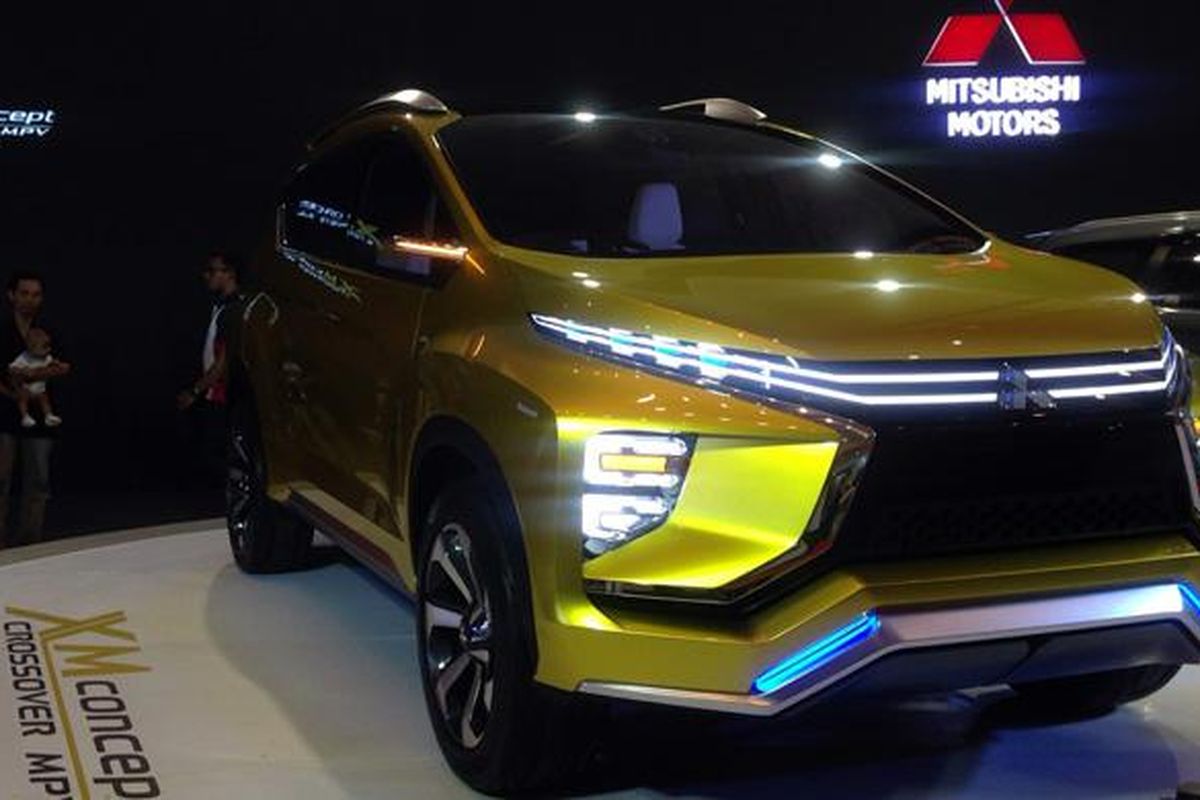 Calon MPV sejuta umat Mitsubishi berkenalan dengan warga Surabaya.