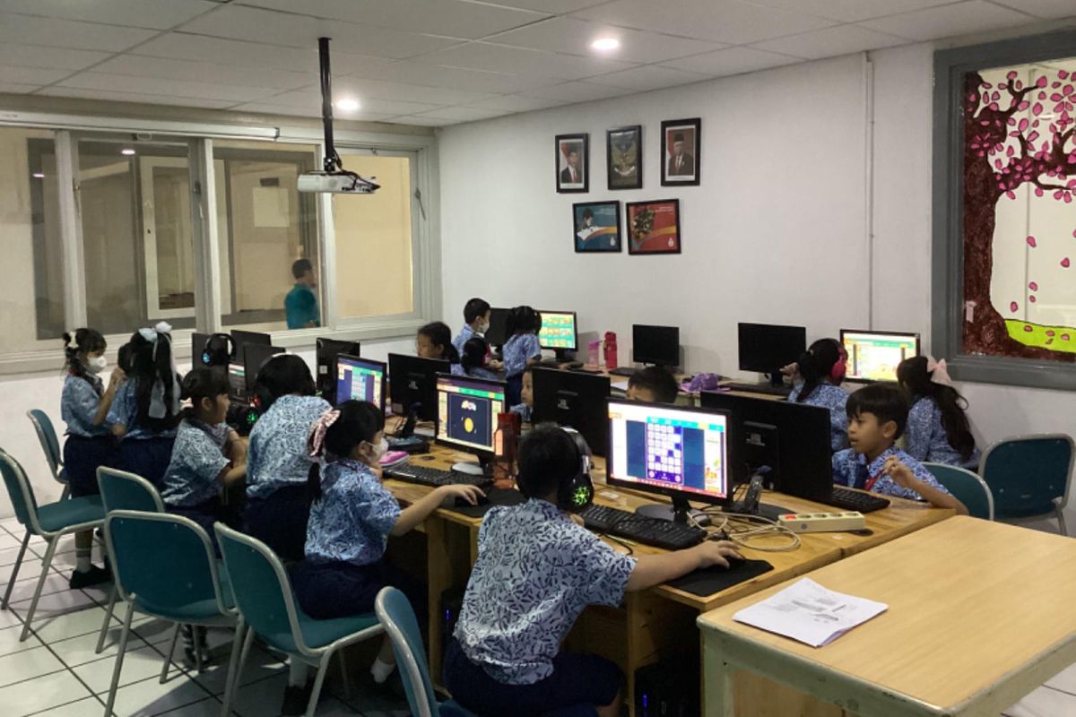 SIS Group of Schools meluncurkan jenjang pendidikan Sekolah Menengah Pertama (SMP) dengan standar Internasional pertama di wilayah Banten Utara. 