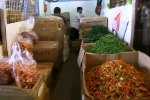 Harga Berbagai Jenis Cabai Melonjak di Pasar Induk Kramat Jati, Naik hingga 100 Persen