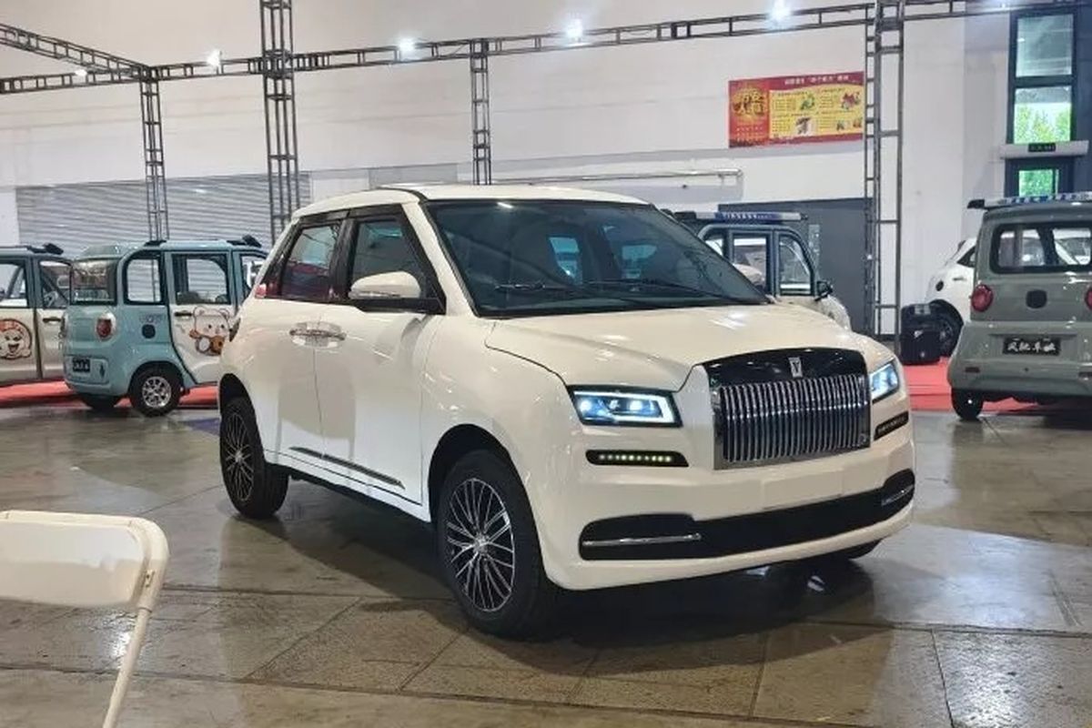 Kloningan Rolls-Royce Phantom di China