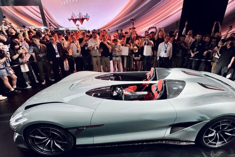 Merek kelas atas BYD, Fang Cheng Bao, meluncurkan konsep mobil sport Super 9. 