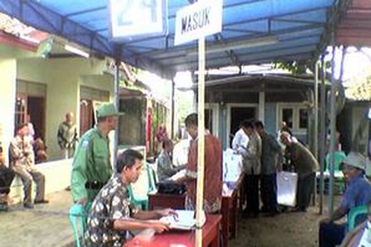 Suasana Pemilihan Umum di TPS 24, Pisangan, kelurahan Cirendeu-Ciputat