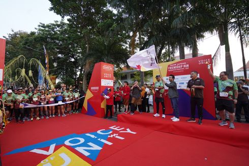 Jelang Borobudur Marathon, Bank Jateng Friendship Run Sambangi Surabaya