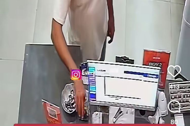 WNA Diduga Curi Celana dan Uang Tip di Toko Baju di Badung Bali, Aksinya Terekam CCTV