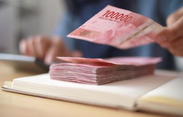 Ilustrasi uang rupiah, link resmi untuk cek penerima BSU 2022 atau BLT subsidi gaji