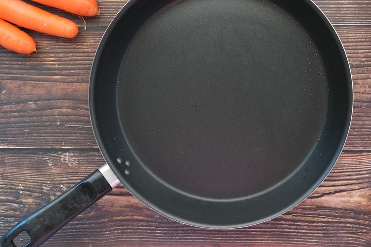 Ilustrasi wajan antilengket.